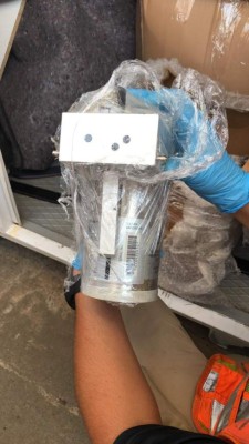 Así se encontraba el equipo médico usado y en mal estado descubierto en los hospitales móviles