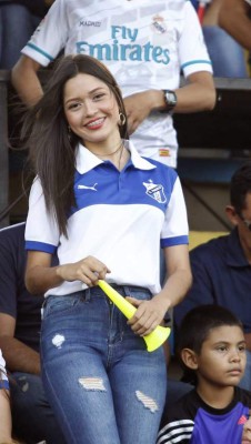 ¡BELLEZA! Las chicas que le dieron el toque especial a la final Honduras Progreso-Motagua
