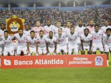 El Olimpia sigue como el rey de Honduras y ante Marathón celebró el título del torneo Apertura. Foto cortesía Olimpia.