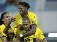 Real España recibe al Victoria por la jornada 11 del torneo Clausura. FOTOS PORTADA: Edwin Romero.