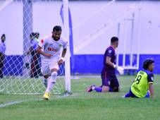 Un error de Omar Elvir fue bien aprovechado por Benguché en la anotación de Jorge Álvarez durante la final Olancho-Olimpia