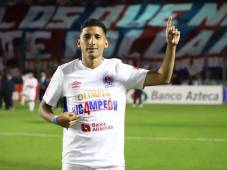 José Mario Pinto anotó el gol de la victoria de Olimpia ante Marathón para conquistar el título número 40.