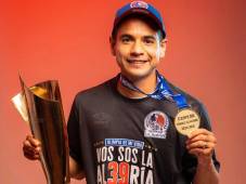 Carlos Pineda deja el Olimpia una década después de su debut en primera división y ahora ficha por club de Costa Rica