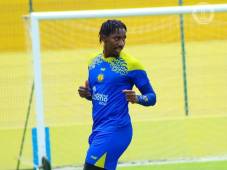 Bryan Róchez vive su primera temporada con el Petro Luanda de la primera división de Angola.