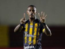Carlos Small convirtió 21 goles en la reciente temporada con el CAI de Panamá.