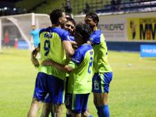 ¡Otra vez el mismo problema! Olancho FC y Real Sociedad no terminaron el partido por problemas con el fluido eléctrico; se juega mañana