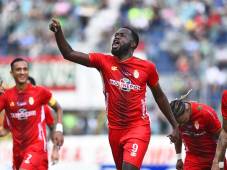 'Virus' Martínez, delantero que firmó un gran torneo con el descendido Real Sociedad, tiene nuevo club en Liga Nacional