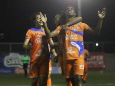 Lobos UPNFM resucita tras triunfo de oro ante Victoria y pone a tambalear al Vida por el infierno del descenso