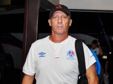 Pedro Troglio está en la búsqueda del pentacampeonato con el Olimpia, un logro jamás conquistado en Honduras. Foto cortesía Olimpia.