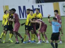 Real España recibe al Motagua en el Estadio Francisco Morazán de San Pedro Sula. FOTOS: Neptalí ROMERO | MAURICIO AYALA.