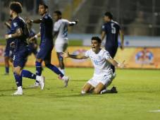 ¡No fueron al VAR! El penal que no le pitaron a favor a Honduras tras falta contra Luis Palma