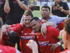 Elencoff llora la salvación de Real Sociedad y revela emotivo momento con su familia: “Le dejé una carta a mi esposa y a mis hijos”