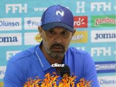 El entrenador de Nicaragua atendió la conferencia de prensa. FOTO: Estalin Irías.