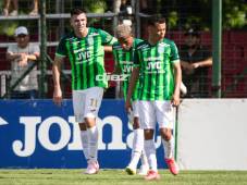 Marathón tuvo a un Messiniti inspirado, hizo un triplete en el primer tiempo. Fotos Mauricio Ayala y Moisés Valenzuela.