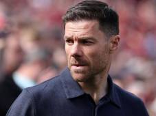 Xabi Alonso fue despedido de Real Madrid y recibe su primera oferta en el mercado por un club de la Champions League, pero también aparece uno de sus ex equipos para buscar su llegada al banquillo.