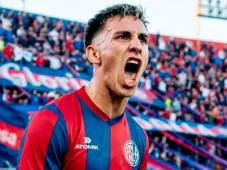 Rodrigo Auzmendi hizo su estreno oficial y San Lorenzo lo vio brillar, pero perdieron ante Defensa y Justicia.