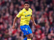 Choco Lozano aún no anota en la temporada con el Cádiz de España.