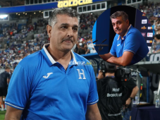¿Debe continuar como técnico de Honduras? La reacción de Diego Vázquez: “Estamos para seguir al mando”