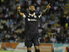 Olimpia con tres minutos eléctricos le remontó el partido al Victoria, que sigue hundido: el albo es nuevo líder