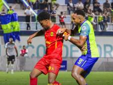 Fue una igualdad en el estadio Juan Ramón Brevé Vargas entre Olancho FC y Real España.