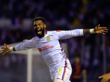 ¡Apaguen y vámonos! Benguché anota el gol de su vida en goleada del Olimpia sobre Atlas por Concacaf; de vaselina y a celebrar