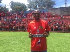 Denniss López sigue haciendo un nombre en Guatemala. Este domingo fue campeón con el Municipal.