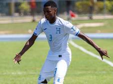 El defensor de la Selección de Honduras y el Alverca FC de España, volverá hasta septiembre cuando se recupere de la lesión de rodilla que lo apartó de las canchas en el último mes.