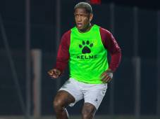 Hondureño Romell Quioto vuelve a la actividad; debutó con el Al Arabi SC y el VAR le anuló un gol