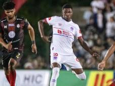 ¡Sorpresa en Olimpia! Julián Martínez, ausente en el entrenamiento del campeón, y preocupa a Eduardo Espinel