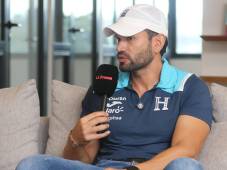 El colombiano Mario Abadía comanda el banquillo técnico de la femenina hondureña.