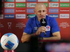 El entrenador del Olimpia, Eduardo Espinel, confiesa que los partidos como el de esta noche frente al Xelajú son los que se deben jugar concentrados, ordenados y con efectividad. Fotos: Alex Pérez