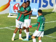 Brutal remontada de Marathón ante Real Sociedad para continuar subidos en el liderato del Clausura 2024