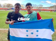 Richard Martínez y Keyrol Figueroa se midieron en un encuentro de la UEFA Youth League. (Foto: Mario Figueroa.)
