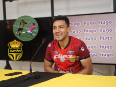 José Alejandro Reyes atendió a los medios de prensa para hablar sobre la actualidad del Real España en Liga Nacional y Liga Concacaf. FOTOS: Mauricio Ayala.