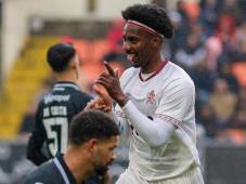 Bryan Róchez le coquetea a la Selección de Honduras: vuelve al gol con el Leixoesde Portugal