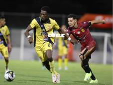 Génesis recibe a Real España en la ida del repechaje del torneo Apertura 2024 de Liga Nacional. FOTO: David Romero.