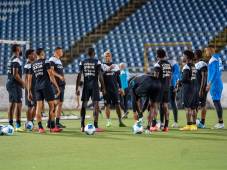 Legionario hondureño se da cuenta en plena concentración con la Selección que queda fuera de su equipo: así lo confirmaron