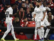 Con goles de Benzema y Kroos, el Real Madrid salió vivo de San Mamés y sigue peleando por el liderato