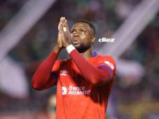 Yustin Arboleda no celebró su gol debido a su pasado con el Marathón. Fotos Neptalí Romero, Yosep Amaya y Mauricio Ayala.