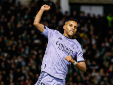 Real Madrid vence por la mínima al Cacereño de la cuarta división y avanza de ronda en la Copa del Rey