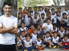 El volante y empresario hondureño charló con DIEZ sobre el crecimiento que ha tenido su Academia POVOA. FOTOS: Neptalí Romero.