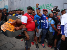 ”Todo por Olimpia”, “Estoy desde las 5 de la mañana en el Estadio Nacional”: Furor por los boletos de la gran final del Clausura 2023