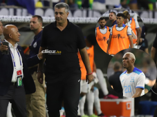La decisión que tomó Diego Vázquez tras el lamentable juego de Honduras ante México en inicio de Copa Oro