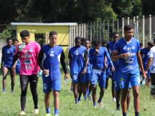 Primer técnico que pone a disposición su cargo en el torneo Apertura de Honduras: ¡Fuimos una vergüenza!