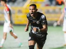 Alejandro Reyes se lució con doblete en menos de un minuto en la Liga de Costa Rica