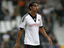 Bryan Ruiz regresó a la acción en Inglaterra y sufrió el revés de su equipo en casa.