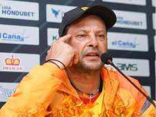 Jeaustin Campos se declara listo para recibir a LAFC y arremete contra administración del Estadio Morazán: Nos quitaron la luz