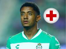 El atacante del Santos Laguna se lesionó en el encuentro ante Mazatlán por la Liga MX.