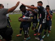 ¡De antología! “Zapatilla” Mejía se apunta al Mejor gol del torneo con magistral toque para el 2 - 1 ante Marathón