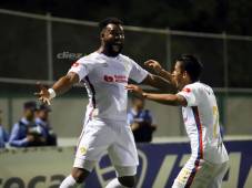 ¡Golazo a la escuadra! Jorge Benguché sigue encendido y le clava tremendo golazo al Motagua